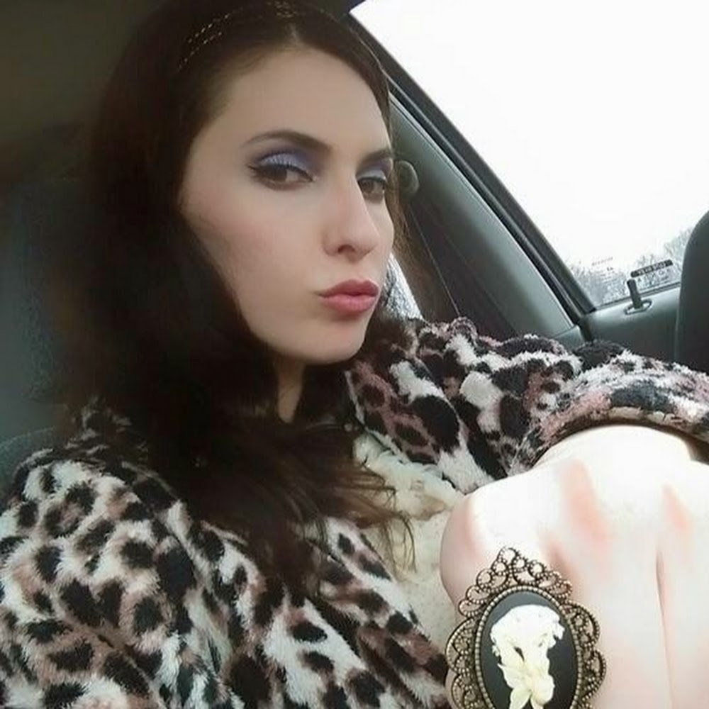 Meet your Posher, Fatime